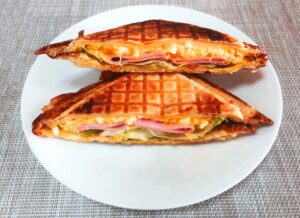 Breakfast with hot-pressed sandwiches